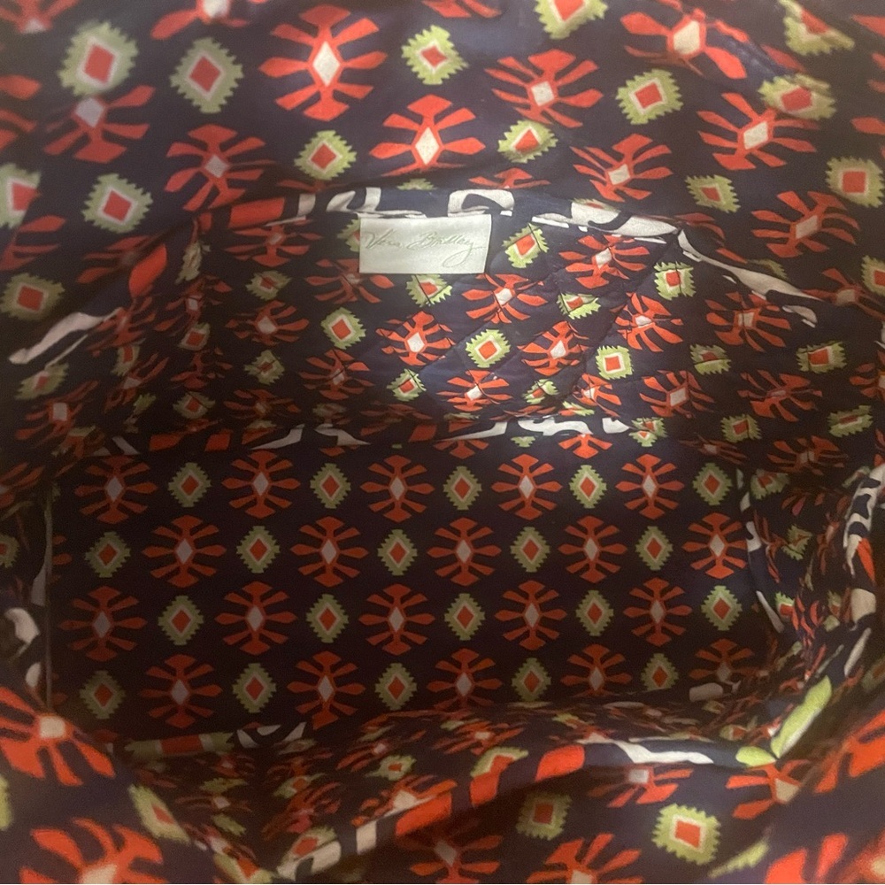 Vera Bradley Mandy shoulder tote bag in the retired "Sun Valley" pattern - Picture 3 of 3